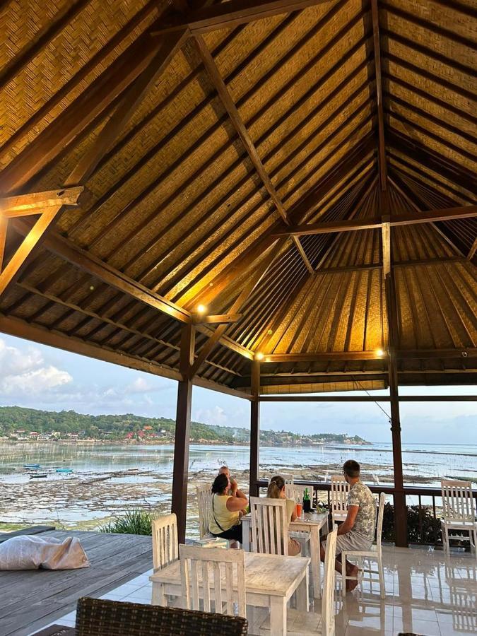 Lembongan Seaview Hotel Exterior photo