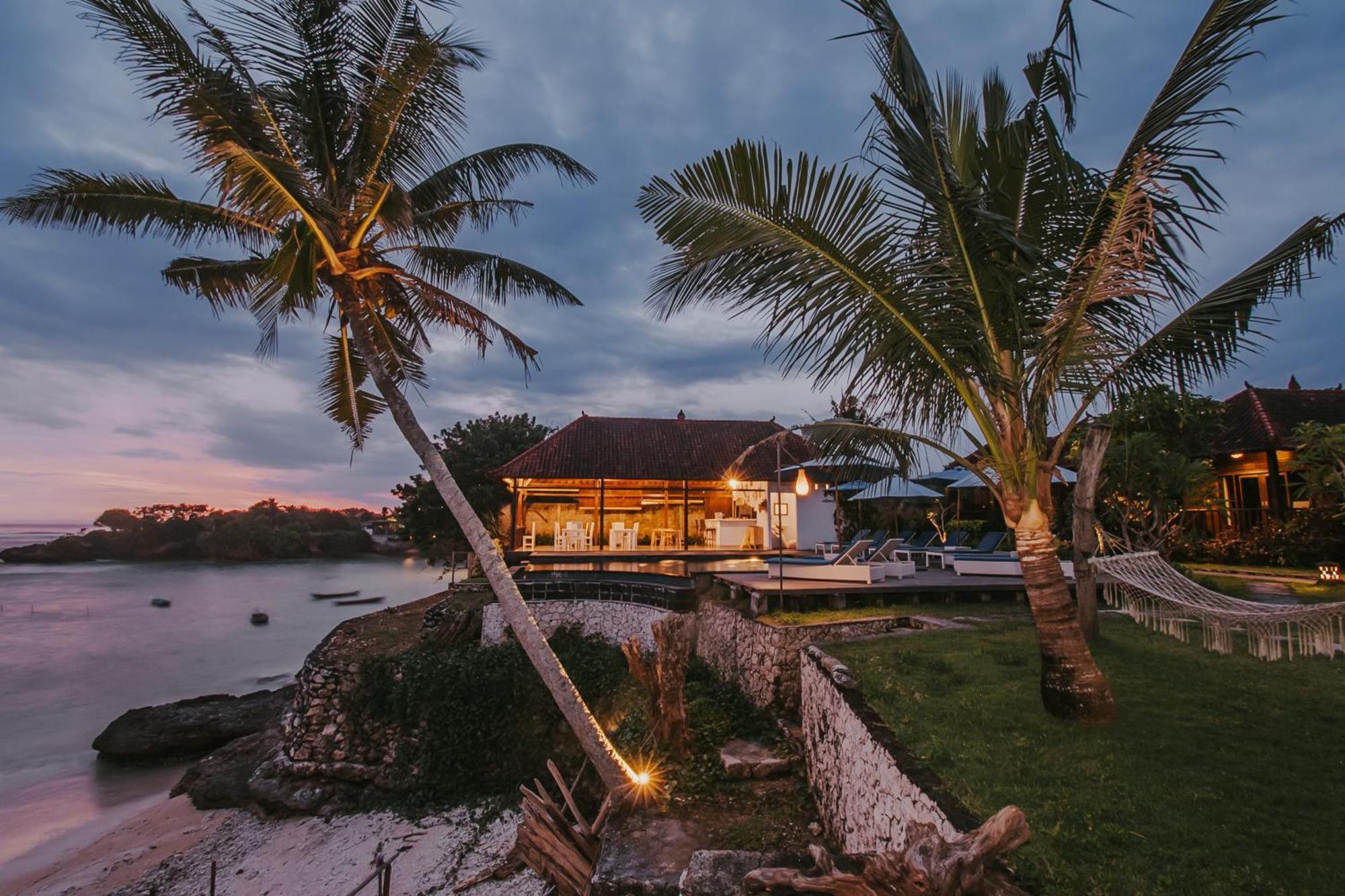 Lembongan Seaview Hotel Exterior photo