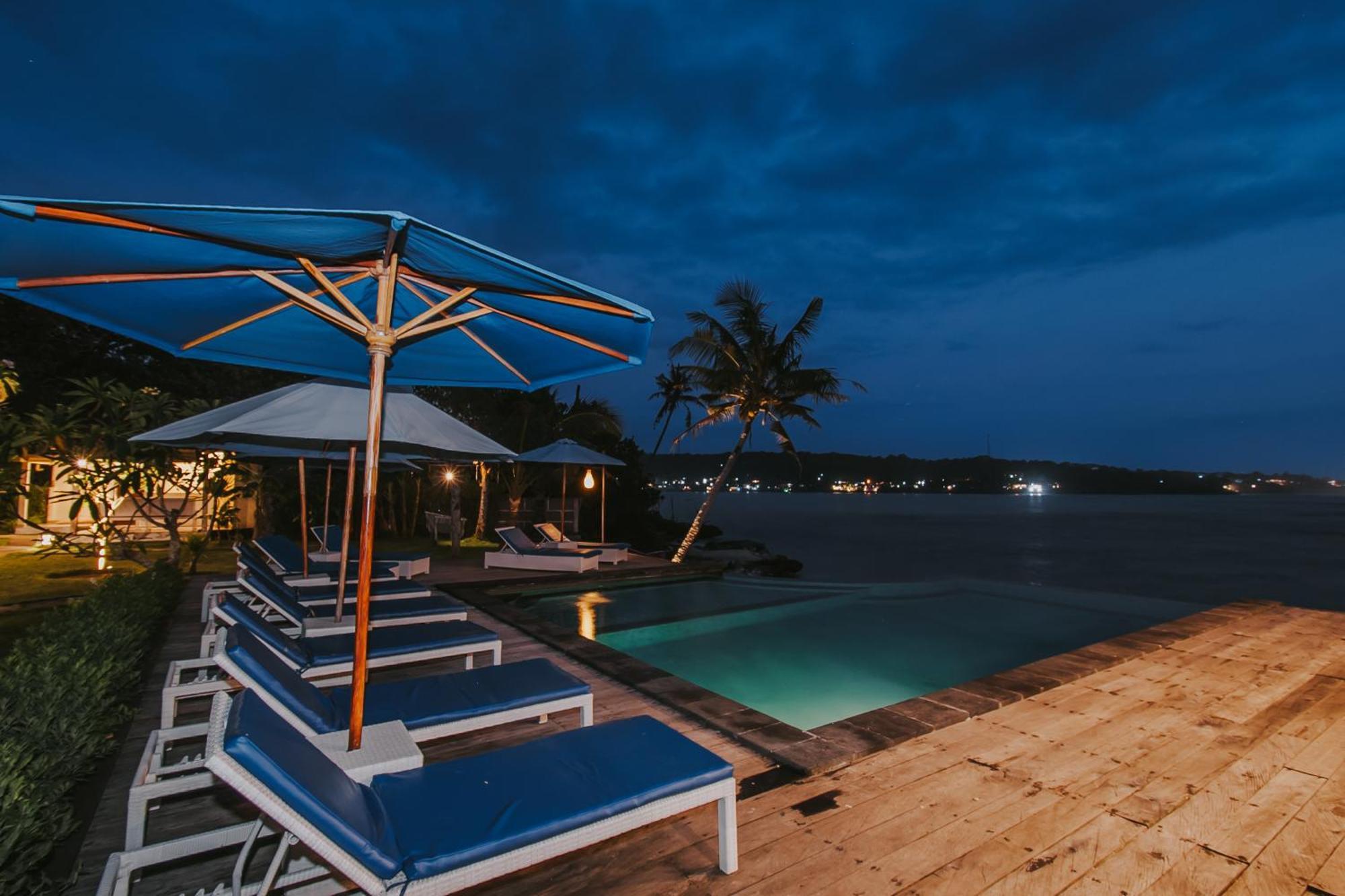 Lembongan Seaview Hotel Exterior photo