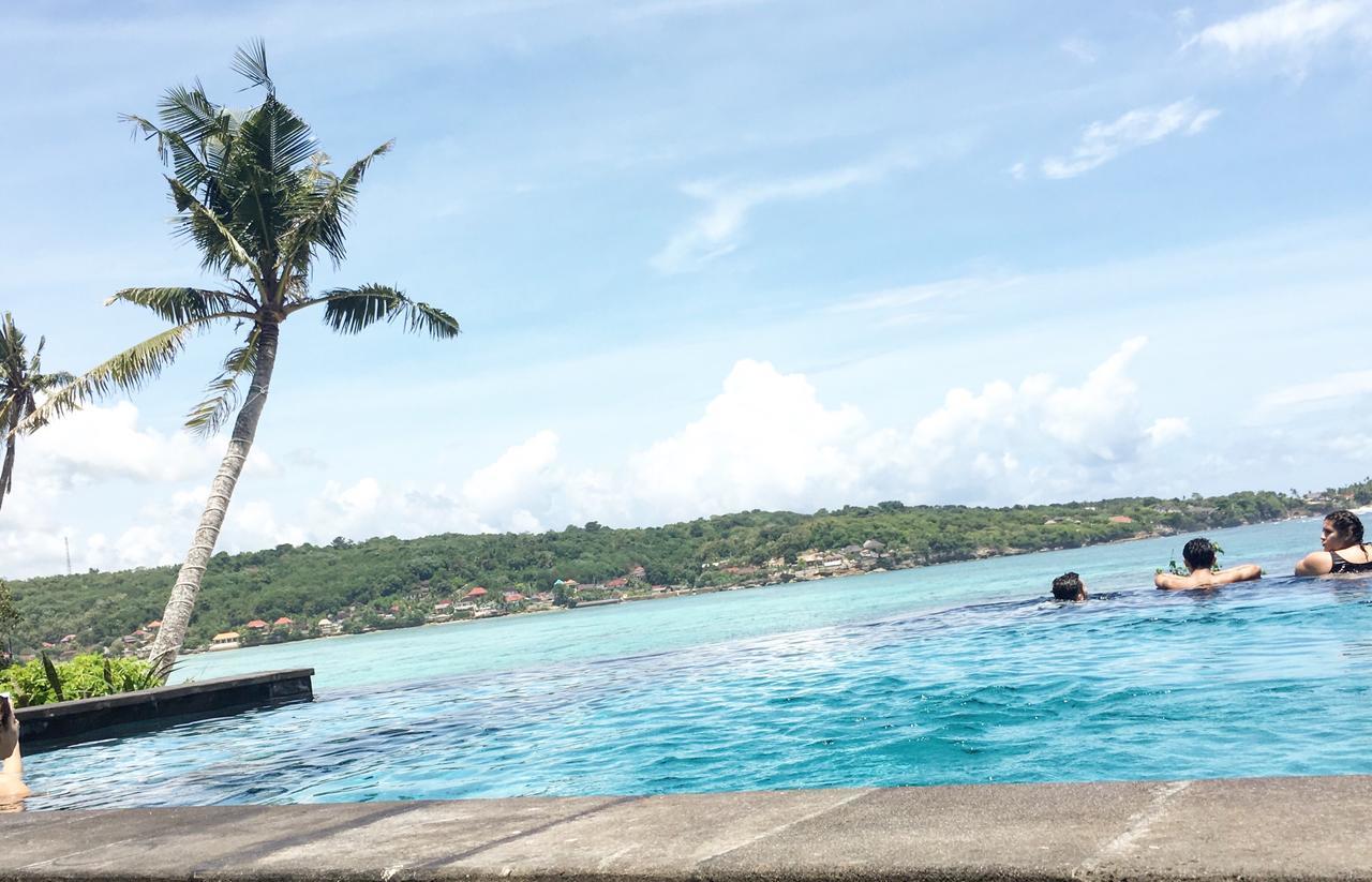 Lembongan Seaview Hotel Exterior photo